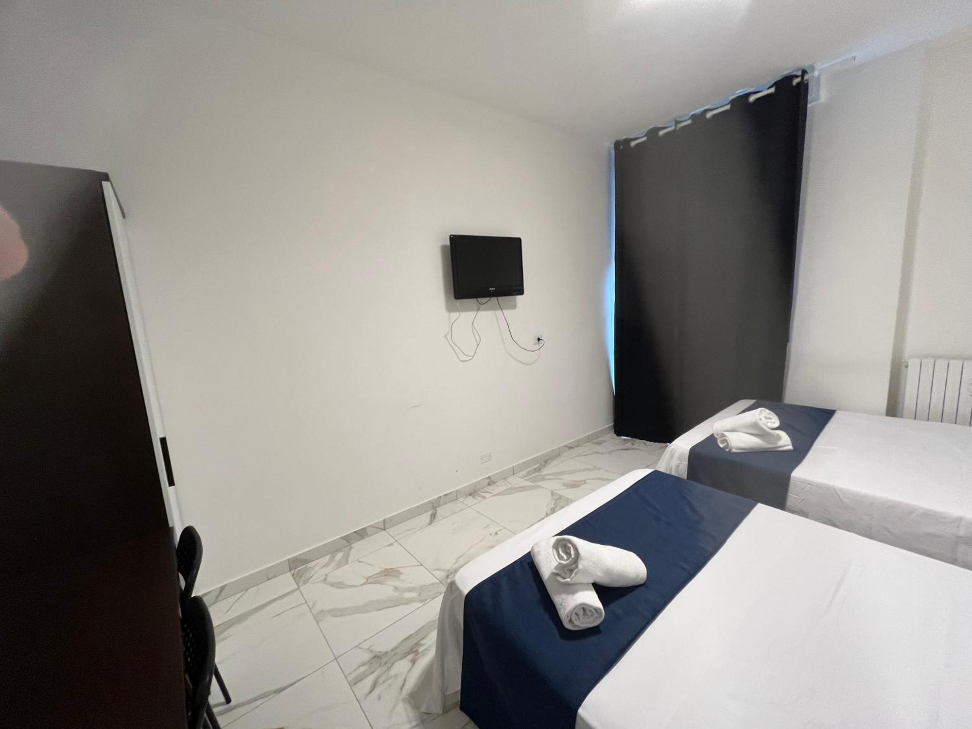 Jcube Apartments Bocconi Milano Milão Exterior foto