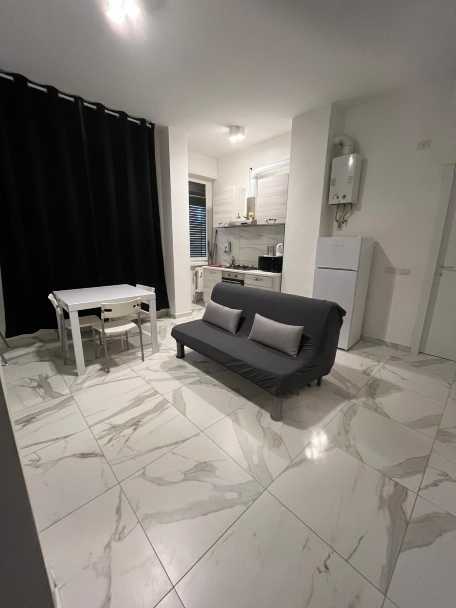 Jcube Apartments Bocconi Milano Milão Exterior foto